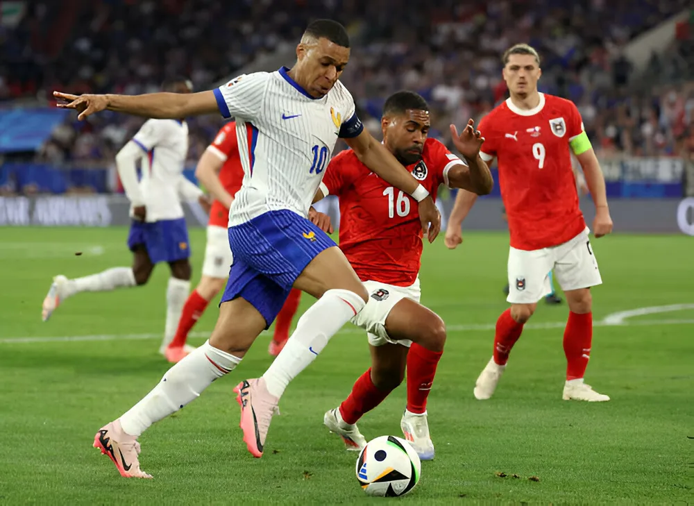 Tiền đạo Pháp Kylian Mbappe. nhung-ngoi-sao-cho-toa-sang-3.jpg