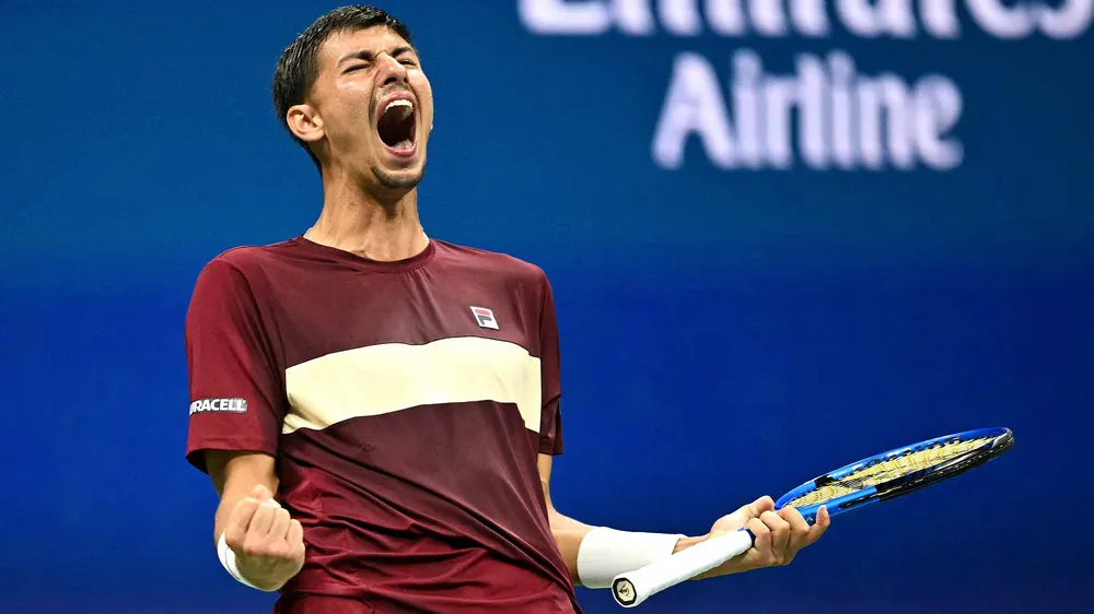 Popyrin hét lớn sau khi đánh bại Djokovic. popyrin-thang-soc-djokovic.jpg