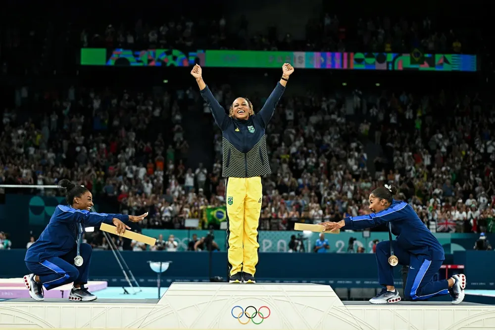 Huy chương đồng Olympic đã được trao cho Jordan Chiles... huy-chuong-dong-olympic-1.jpg