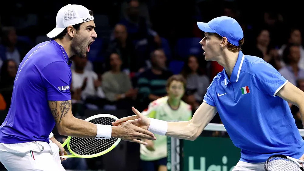Berrettini và Sinner chơi thăng hoa tại chung kết Davis Cup. Ảnh: ATP một lần chót dính chàm