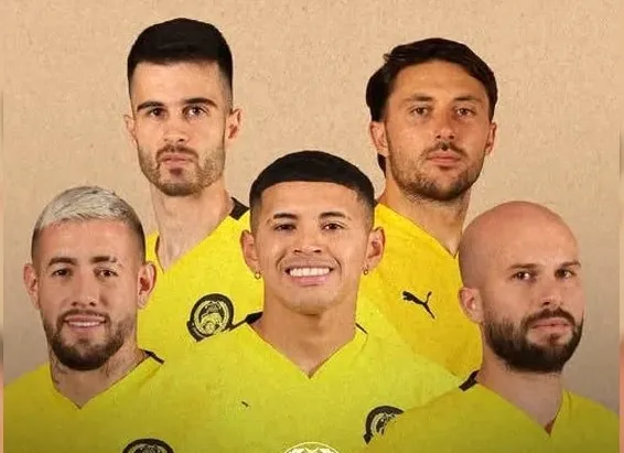 FIFA vừa cho phép năm ngoại binh khoác áo tuyển Malaysia. Ảnh: FAM FIFA bật đèn xanh