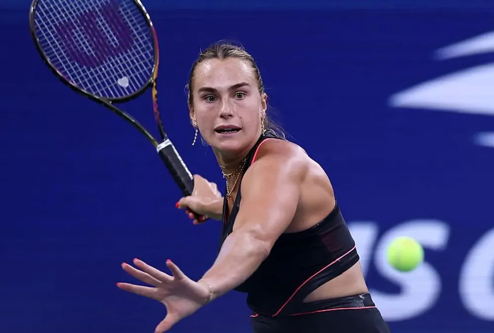 sabalenka-my-mo-rong.jpg