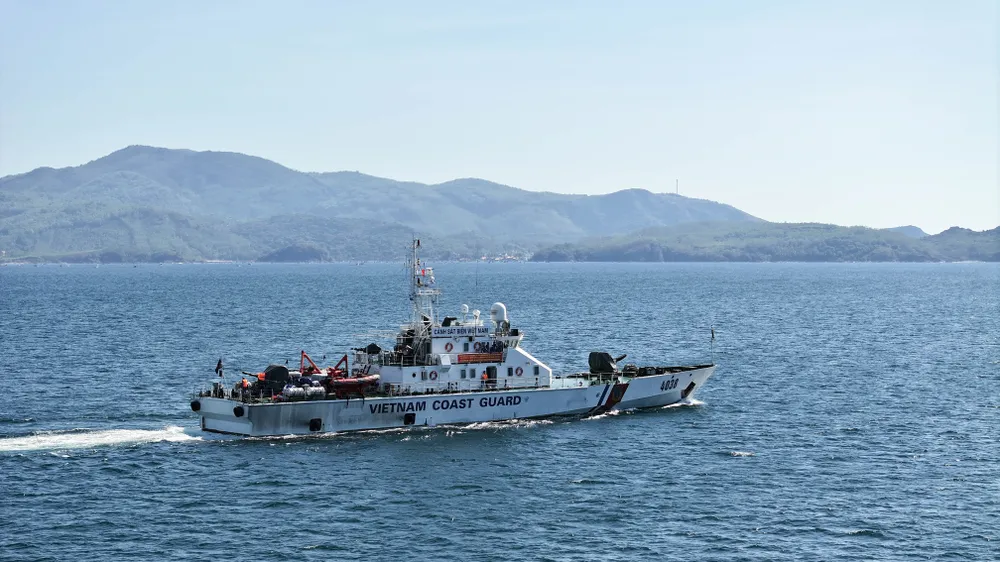 Tàu Cảnh sát biển 4038 thuộc hải đội 212, hải đoàn 21 của Cảnh sát biển Vùng 2. Tàu Cảnh sát biển 4038 thuộc hải đội 212, hải đoàn 21 của Cảnh sát biển Vùng 2.