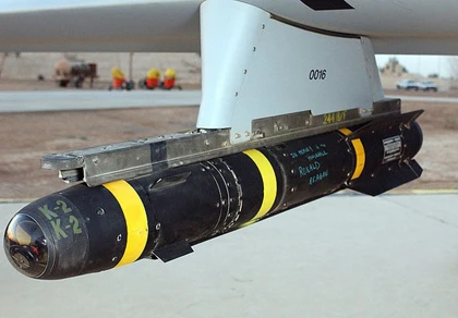 Mỹ liên tục chuyển tên lửa, máy bay đến Iraq ảnh 2