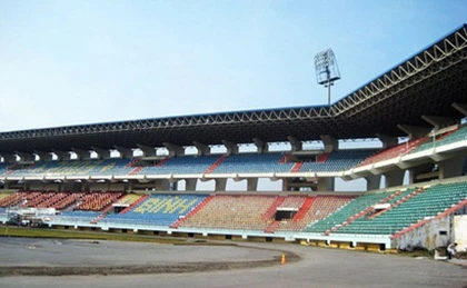 Ninh Bình bị VPF nhắc về chuyện xây …nhà vệ sinh ảnh 1