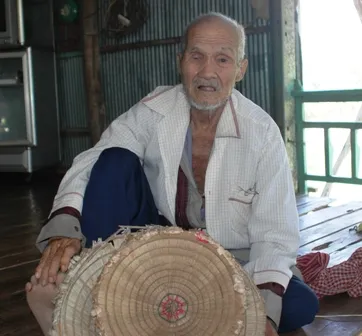 Vụ cướp vàng của ông lão ăn xin: Khởi tố vụ án ảnh 1