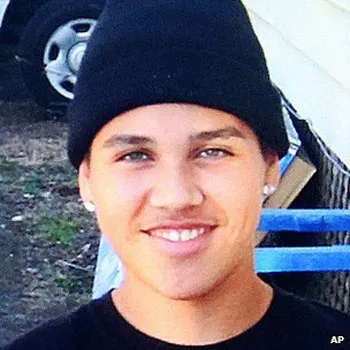 Mang súng giả, một học sinh Mỹ bị cảnh sát bắn chết ảnh 2