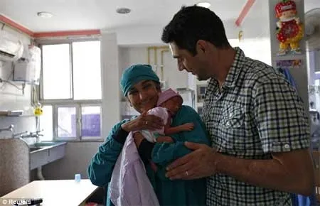 Bên trong "nhà máy sản xuất trẻ em" ở Ấn Độ ảnh 3 Bên trong "nhà máy sản xuất trẻ em" ở Ấn Độ ảnh 3