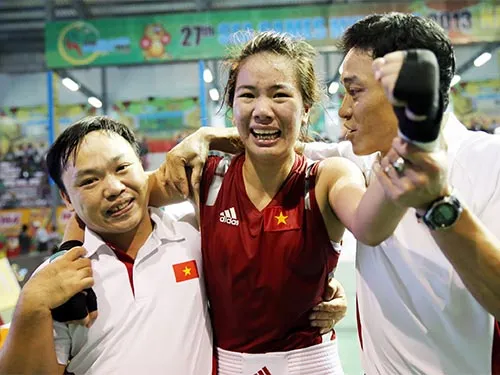 Cú đúp lịch sử của quyền Anh nữ ảnh 1