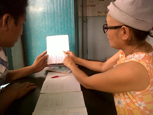 Thầy bói và những thủ thuật kiếm tiền ảnh 5