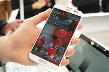 12 smartphone "đỉnh nhất" để mua dịp cuối năm ảnh 8