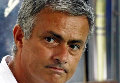 Mourinho khóc thầm vì không được thay Sir Alex ảnh 1