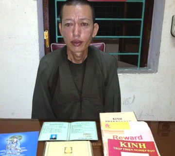Nghệ An: Bắt vị sư "dởm" lừa đảo hàng chục triệu đồng ảnh 1