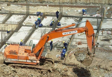 Đầu tư công giảm nhưng nợ công tăng ảnh 1 Đầu tư công giảm nhưng nợ công tăng ảnh 1