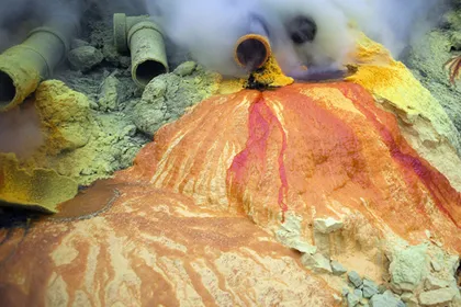 Kiếm "bạc cắc" bên miệng núi lửa ảnh 6 Kiếm "bạc cắc" bên miệng núi lửa ảnh 6