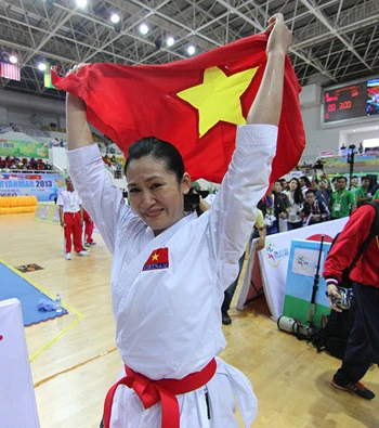 "Nữ hoàng kata" tuôn lệ khi vượt qua ác mộng chấn thương ảnh 1