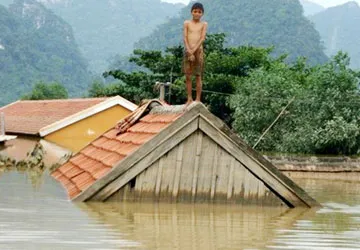 Thủy điện xả lũ: Chỉ khổ dân! ảnh 1