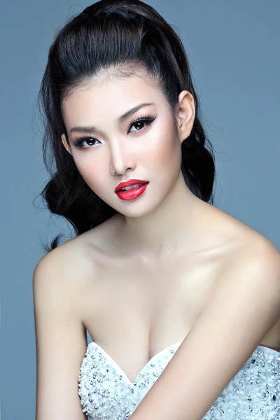 Bích Khanh được mời thi Miss Grand International ảnh 1