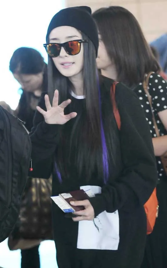 Luật sư Dương Mịch chuẩn bị khởi kiện vụ án "lên giường mua vai" ảnh 2 Luật sư Dương Mịch chuẩn bị khởi kiện vụ án "lên giường mua vai" ảnh 2