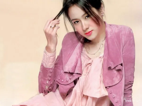 Lâm Chí Linh mua bảo hiểm… ngực trị giá 3,5 tỷ đồng ảnh 9 Lâm Chí Linh mua bảo hiểm… ngực trị giá 3,5 tỷ đồng ảnh 9