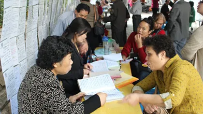 Tìm ý trung nhân cho con ở "chợ tình" ảnh 2 Tìm ý trung nhân cho con ở "chợ tình" ảnh 2