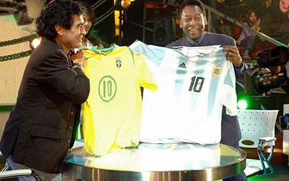 Maradona chê giải thưởng của Pele ảnh 1