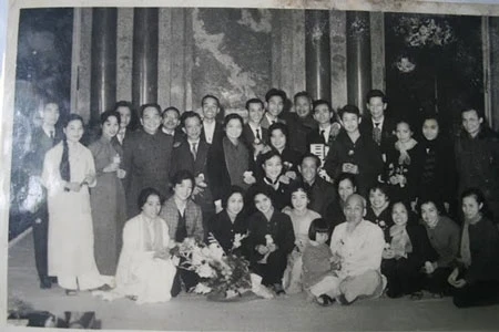 Chuyện về nữ phát thanh viên tiếng Anh huyền thoại của Việt Nam ảnh 5