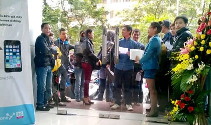 iPhone 5S xách tay giảm giá hàng triệu đồng ảnh 2