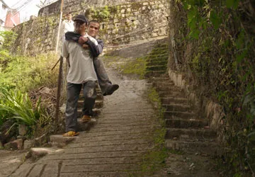 Nhớ nụ cười của Hải “chân voi” ảnh 1 Nhớ nụ cười của Hải “chân voi” ảnh 1