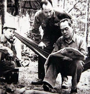 Đại tướng trong lòng bộ đội Trường Sơn ảnh 1 Đại tướng trong lòng bộ đội Trường Sơn ảnh 1