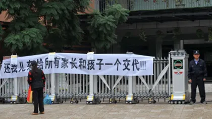 Bị giáo viên phạt, học sinh lớp 5 nhảy lầu tự tử ảnh 1