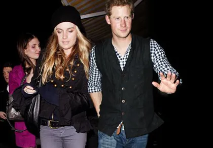 Hoàng tử Anh Harry "sắp cưới bạn gái người mẫu" ảnh 1 Hoàng tử Anh Harry "sắp cưới bạn gái người mẫu" ảnh 1