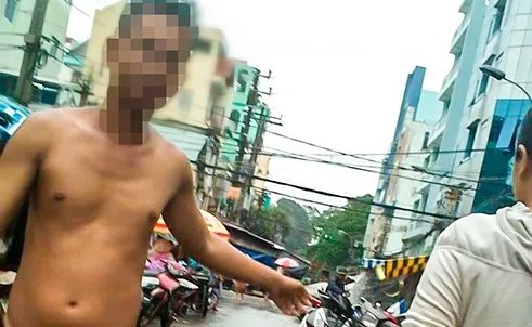 'Luộc' xe siêu tốc ở Sài Gòn ảnh 1