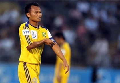 Gia nhập Bình Dương, Trọng Hoàng bỏ túi 7 tỷ ảnh 1