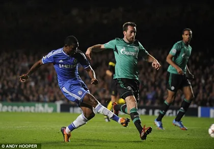 “Báo đen” gầm vang, Chelsea vùi dập Schalke ảnh 2 “Báo đen” gầm vang, Chelsea vùi dập Schalke ảnh 2