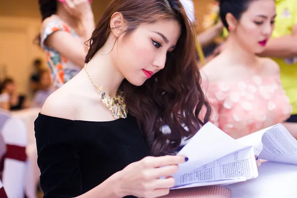 Diễm My 9X xinh đẹp ảnh 3 Diễm My 9X xinh đẹp ảnh 3