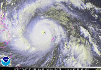 Bão mạnh nhất thế giới đổ bộ Philippines ảnh 2