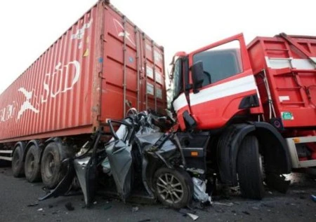 Bỉ: Hơn 130 ô tô đâm liên hoàn, nhiều người bị thương ảnh 3