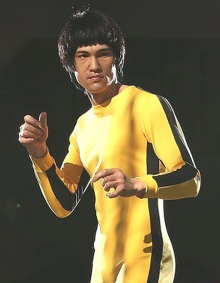 Chiếc áo Lý Tiểu Long mặc trong bộ phim cuối cùng giá 2 tỷ ảnh 1