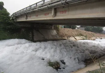 Kênh Ba Bò lại nổi bọt trắng ảnh 1 Kênh Ba Bò lại nổi bọt trắng ảnh 1