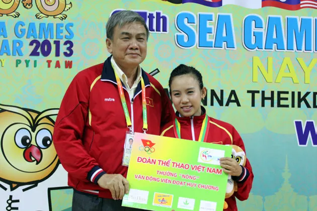 Ngắm 'thiên thần' Wushu Thúy Vi trên bục nhận HCV ảnh 8 Ngắm 'thiên thần' Wushu Thúy Vi trên bục nhận HCV ảnh 8