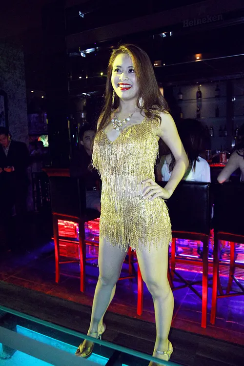 Hoàng Thùy Linh "thiêu đốt" khán giả bằng sự sexy ảnh 3