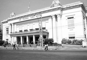 Nhà hát giao hưởng: Chờ 13 năm ảnh 1 Nhà hát giao hưởng: Chờ 13 năm ảnh 1