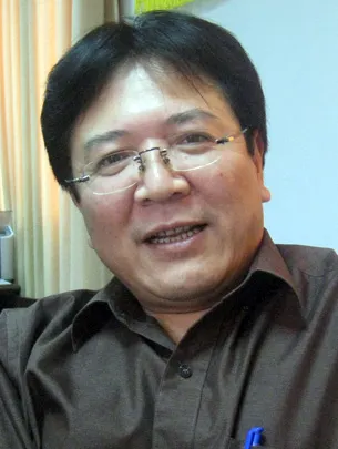 Khánh Ly hát ở quê nhà ảnh 2