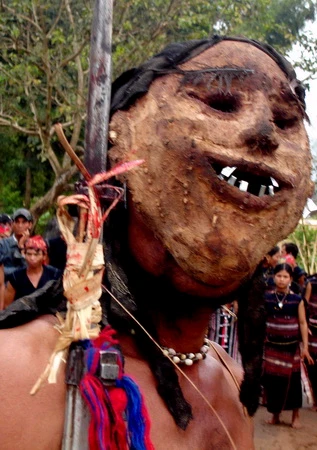 Kỳ bí ở "Thung lũng mất tích": Ngọc Rêu huyền bí ảnh 1 Kỳ bí ở "Thung lũng mất tích": Ngọc Rêu huyền bí ảnh 1