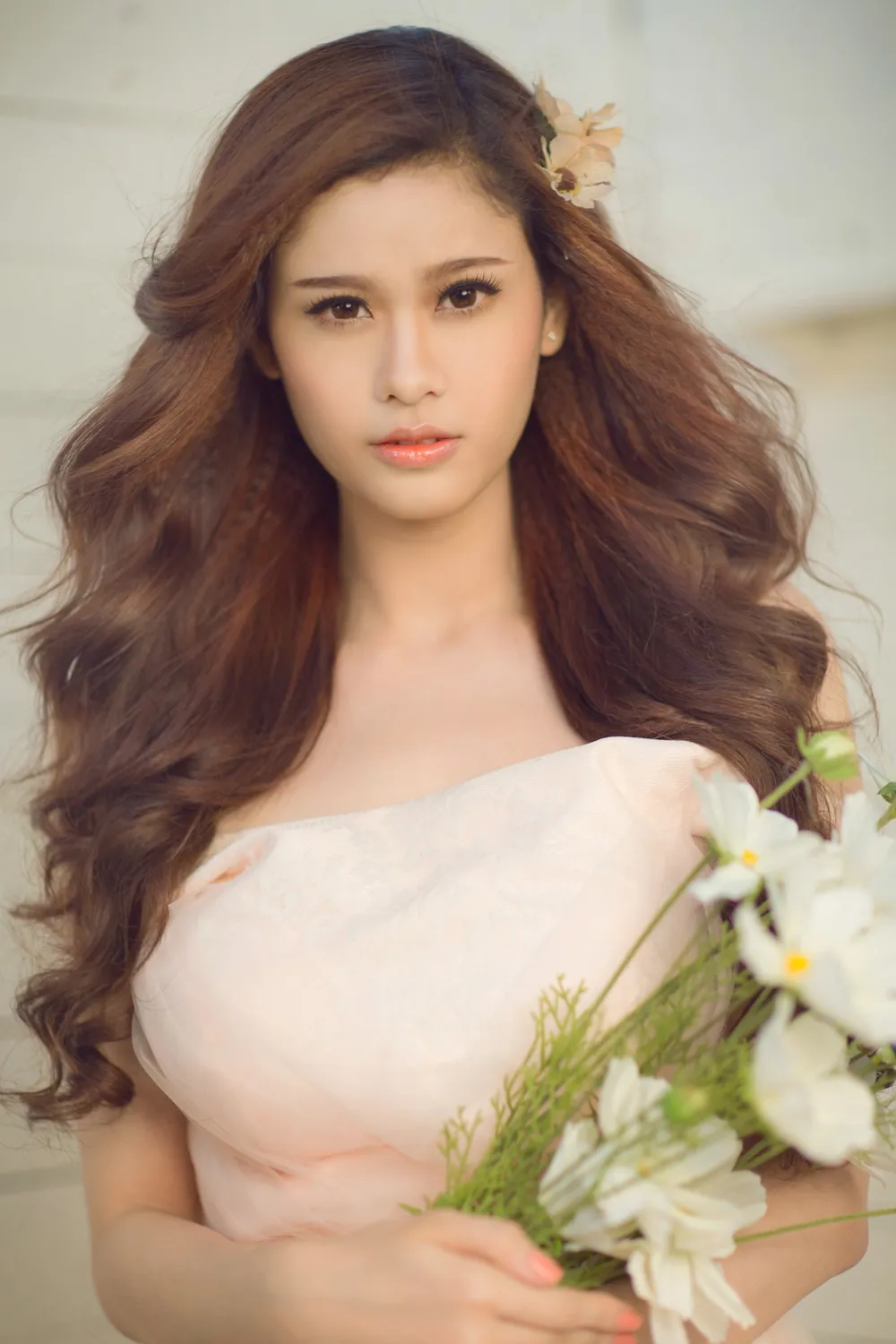 Trương Quỳnh Anh khoe vai trần gợi cảm ảnh 7 Trương Quỳnh Anh khoe vai trần gợi cảm ảnh 7