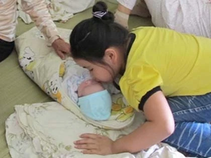 Những hình ảnh về nhà cảm động của cháu bé bị bắt cóc ảnh 1