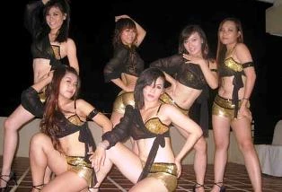 Chơi sang kiểu “siêu tiệc” ảnh 2 Chơi sang kiểu “siêu tiệc” ảnh 2