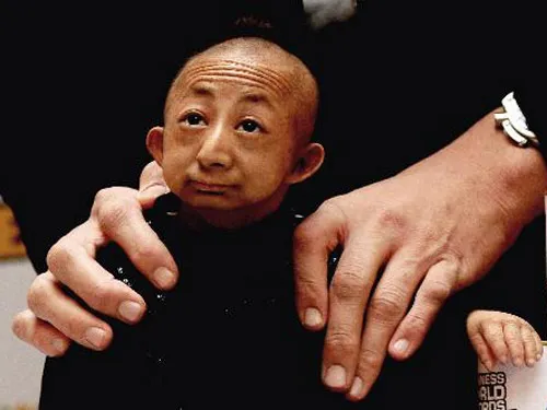 Người lùn nhất thế giới đột ngột qua đời ảnh 2 Người lùn nhất thế giới đột ngột qua đời ảnh 2