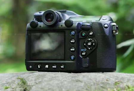 Camera medium format của Pentax ảnh 3